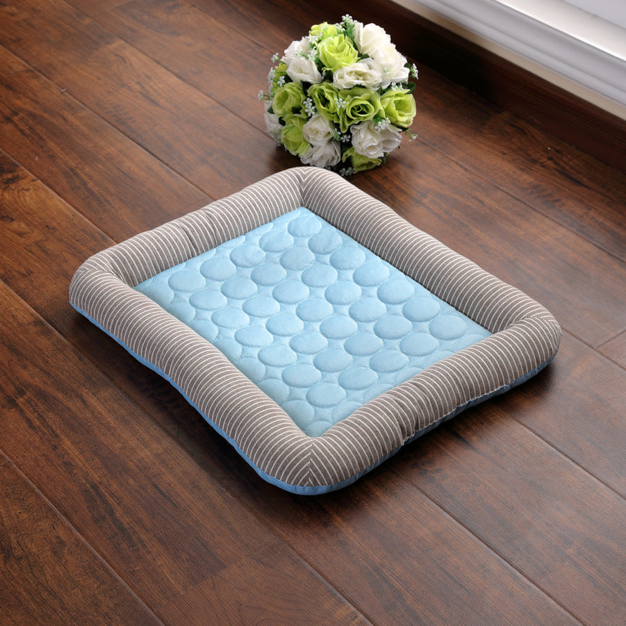 The Kanino Cool Mat — Self-Cooling Dog Mat